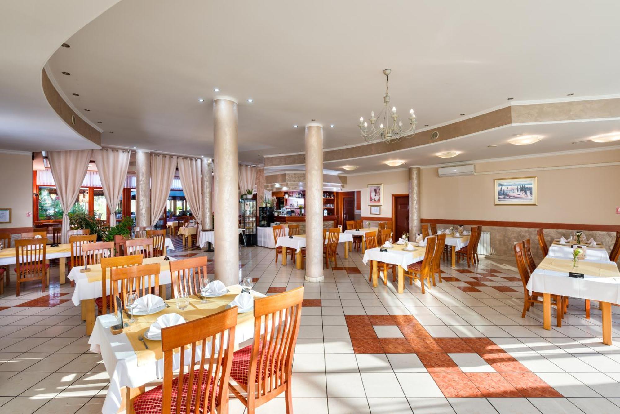 B&B Restoran Bosiljevo Exterior photo